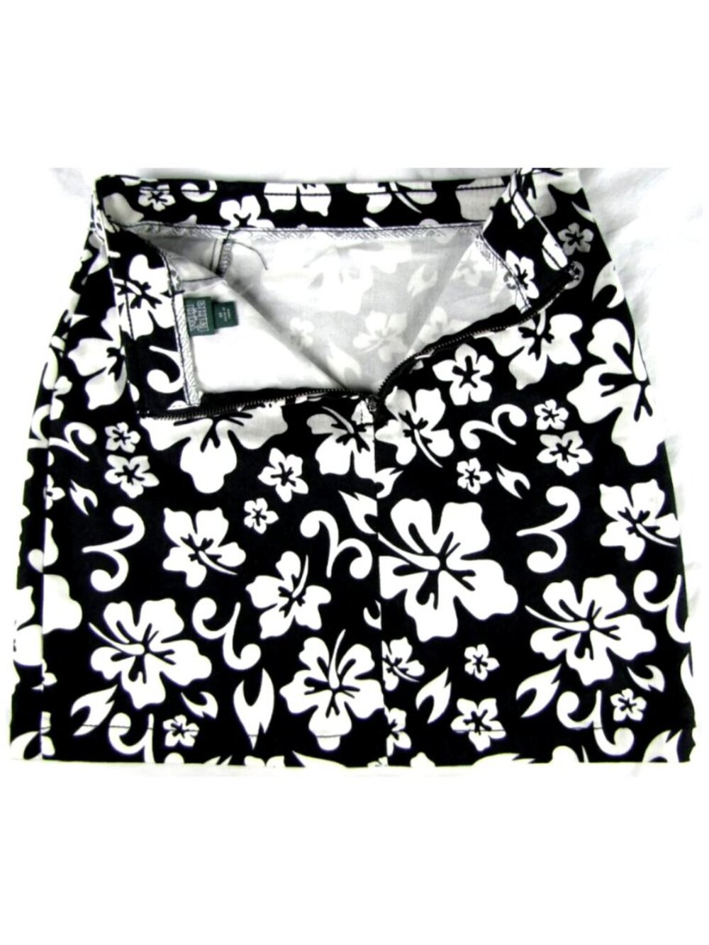 SALE! Floral Black White Short Mini Skirt - Picture 3 of 4